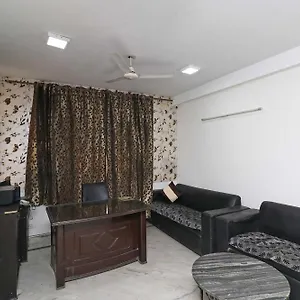 https://oyo-12534-bud-rooms.top-gurgaonhotels.com